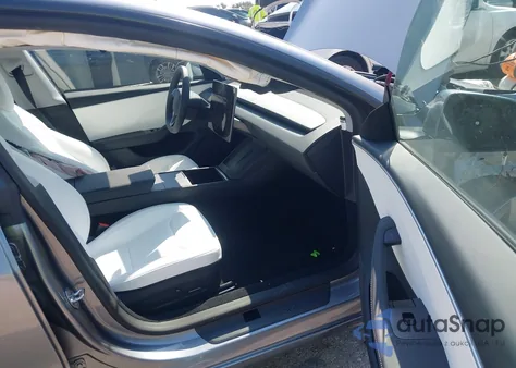 2025 Tesla Model 3 Long Range Rear-Wheel Drive из США, поврежденный, VIN 5YJ3E1EA0SF041609